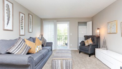 ReNew Dash Point in Federal Way, WA - Building Photo - Interior Photo