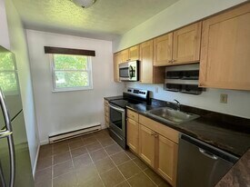 208 Homestead Ave in Oxford, OH - Building Photo