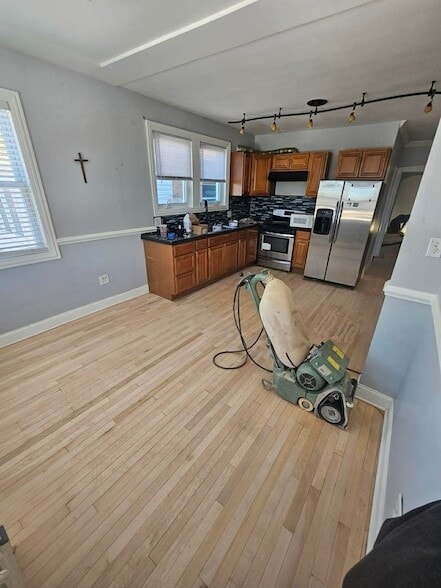 property at 1630 Home Ave