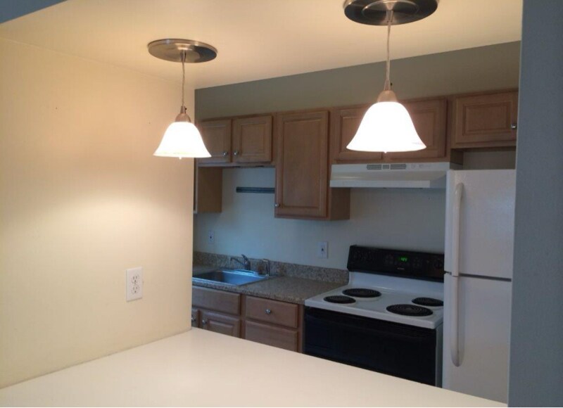 28 Broadway in Beverly, MA - Building Photo