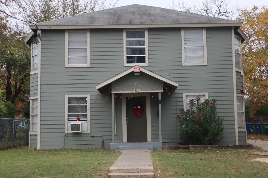 403 Terrell Ave in San Antonio, TX - Building Photo