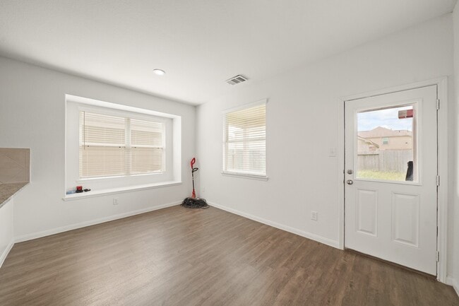 24959 Lorenzo Glaze Trail