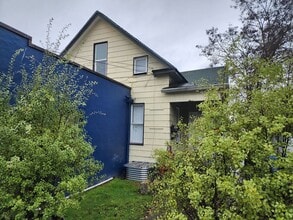 5415 6th Ave NW in Seattle, WA - Building Photo - Building Photo