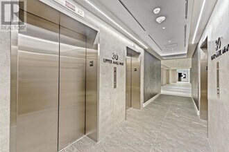 30-32030 Upper Mall Wy in Vaughan, ON - Building Photo - Building Photo