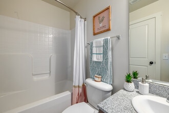 Highbranch Gainesville in Gainesville, FL - Building Photo - Building Photo