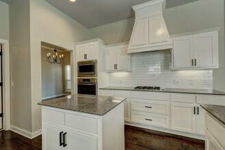 18509 Las Meninas Dr in Edmond, OK - Building Photo - Building Photo