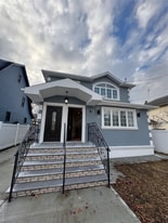 118-32-11200 200th St in Queens, NY - Building Photo