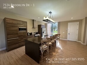 7534 Brooklyn Dr in Kissimmee, FL - Building Photo - Building Photo