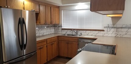 10615 Hillsboro Dr NW in Silverdale, WA - Building Photo - Building Photo
