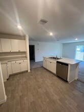 27 Wood Cedar Dr in Palm Coast, FL - Foto de edificio - Building Photo