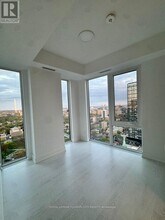 308-3308 Jarvis St in Toronto, ON - Building Photo - Building Photo