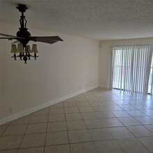 7931 Southgate Blvd in Pompano Beach, FL - Building Photo - Building Photo