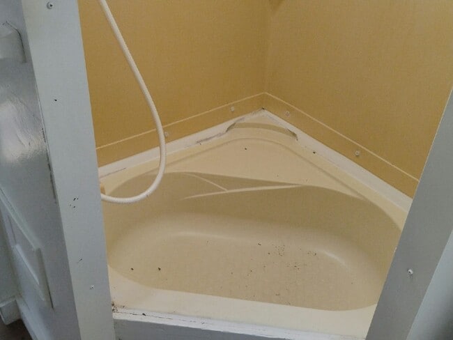 property at 925 Ponce De Leon Blvd