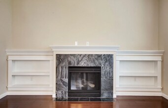 253 NE Sloane Way in Hillsboro, OR - Building Photo - Building Photo