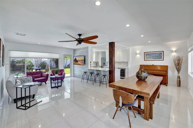 2506 NE 30th St in Fort Lauderdale, FL - Building Photo - Building Photo