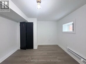 184 Ottawa St S in Hamilton, ON - Building Photo - Building Photo