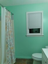 28 Wedgewood Cir, Unit #1 in Springfield, MA - Foto de edificio - Building Photo