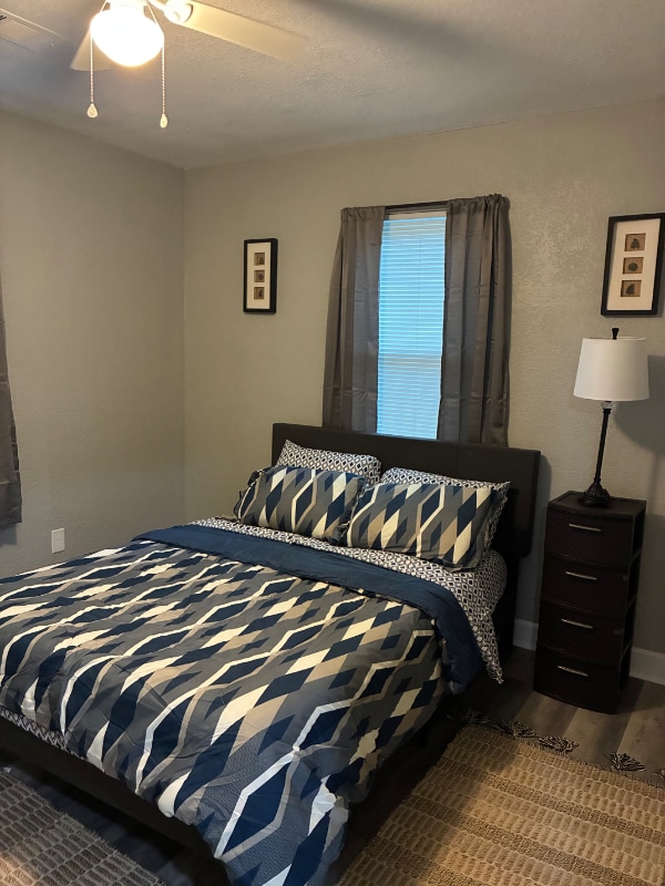 property at 706 E Tinsley St