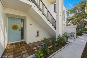 341 3rd Ave S in Naples, FL - Building Photo - Building Photo
