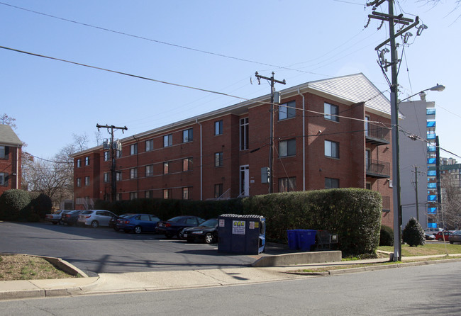 Randolph Street in Arlington, VA - Building Photo - Building Photo