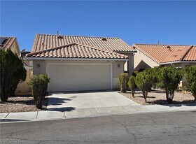 9007 Dulcimer Ln in Las Vegas, NV - Building Photo