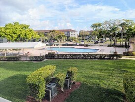 151 SW 135th Terrace in Pembroke Pines, FL - Building Photo