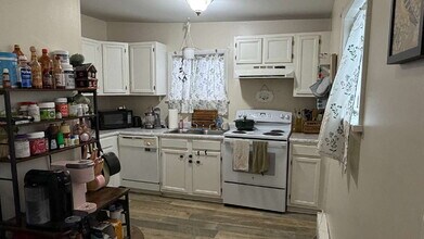 92 W Main St in Macedon, NY - Building Photo - Building Photo