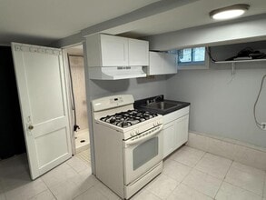 160 Amackassin Terrace in Yonkers, NY - Building Photo - Building Photo