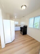 1732 Cabrillo Ave in Torrance, CA - Building Photo - Building Photo