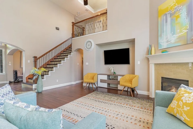 property at 1620 Ridgecove Dr