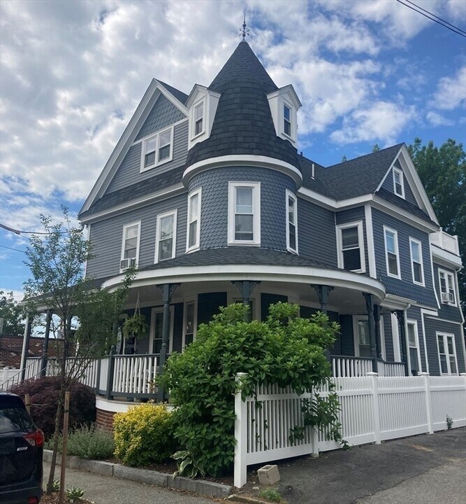 15 Felton St in Quincy, MA - Building Photo