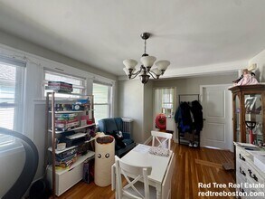 33 Harriet St, Unit 2 in Boston, MA - Foto de edificio - Building Photo
