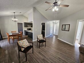 2428 Beechnut Ln in Tallahassee, FL - Building Photo - Building Photo