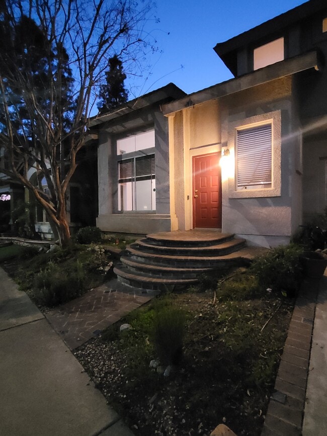 7192 Sappada Pl in Rancho Cucamonga, CA - Building Photo - Building Photo