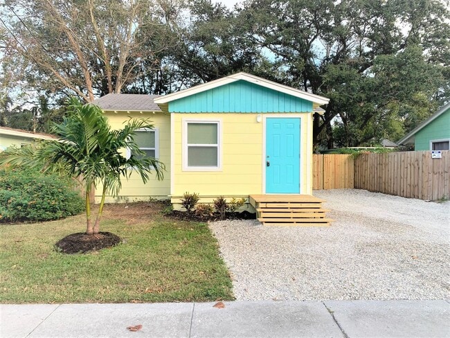 property at 5121 Tangerine Ave S