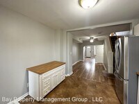 1149 W Cross St photo'