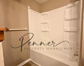 3268 NW Mill Dr in Blue Springs, MO - Building Photo - Building Photo