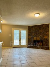 5614 Pathway Cir in Memphis, TN - Building Photo - Building Photo