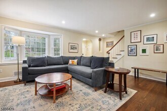 170 Canoe Brook Pkwy in Summit, NJ - Building Photo - Building Photo