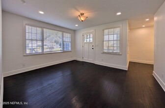 5515 Bishop Cir in Jacksonville, FL - Building Photo - Building Photo