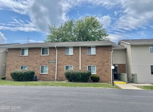 2275 N Cable Rd, Unit No 36 in Lima, OH - Building Photo - Building Photo