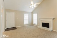 1032 Wyndham Ln in Helena, AL - Building Photo - Building Photo