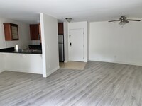 4860 Rolando Ct, Unit 21 in San Diego, CA - Building Photo - Building Photo