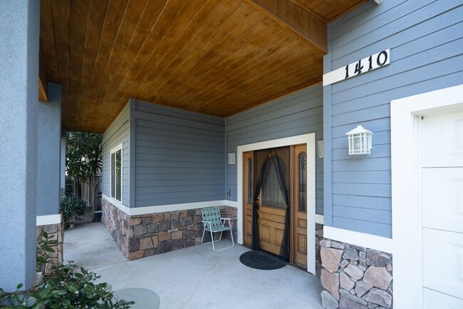 1410 Encino Ave in Monrovia, CA - Building Photo - Building Photo