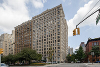 101 E 95th St in New York, NY - Foto de edificio - Primary Photo