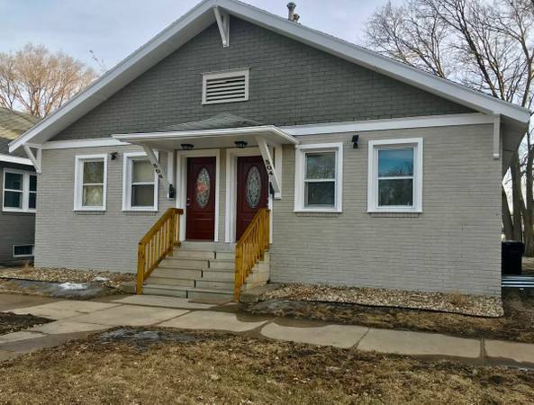 500-514 Pine St in Waterloo, IA - Building Photo - Building Photo