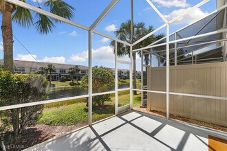 839 Hampton Cir in Naples, FL - Building Photo - Building Photo