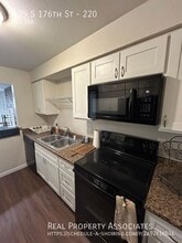 3425 S 176th St in Seatac, WA - Building Photo - Building Photo