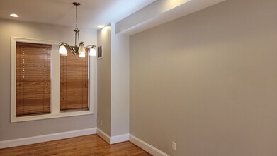 435 Manor Pl NW in Washington, DC - Building Photo - Building Photo