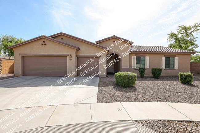 5907 S 56th Dr in Phoenix, AZ - Building Photo - Building Photo